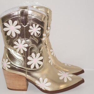 Betsey Johnson Women's Teddyy Floral Western Boots size 7.5